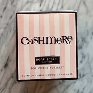 NIB Candle Henri Bendel Victoria’s Secret